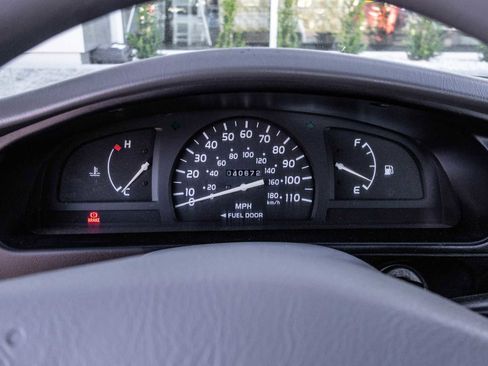 Used 2003 Toyota Tacoma 2WD Regular Cab image 38