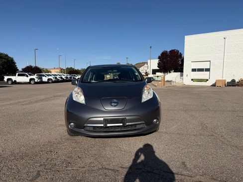 Used 2015 Nissan Leaf S image 2