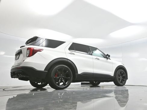 Used 2022 Ford Explorer ST w/ ST Street Pack image 54