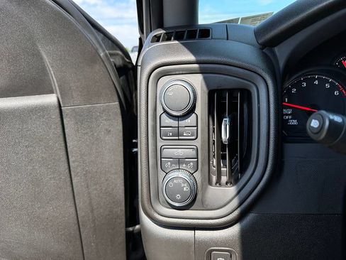 Used 2024 GMC Sierra 1500 Pro AWD/4WD image 34