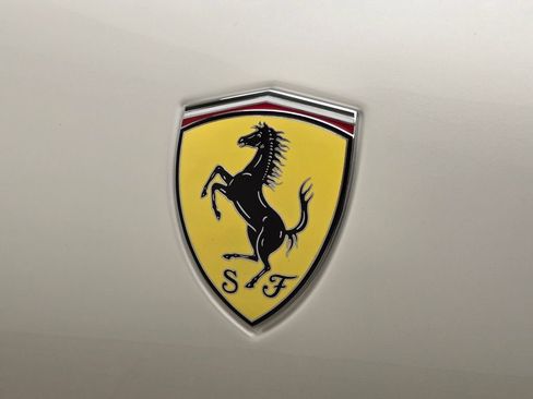 Used 2026 Ferrari Roma Spider RWD image 16