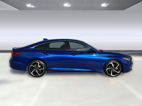 Used 2020 Honda Accord Sport image 8