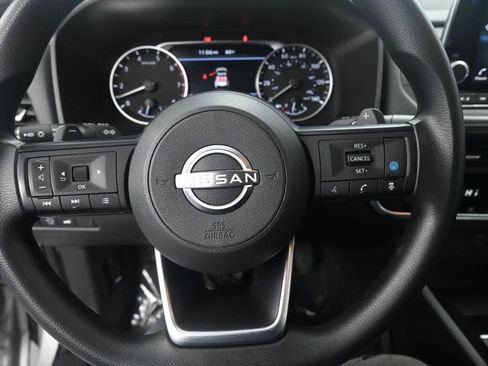 Used 2024 Nissan Rogue SV image 36