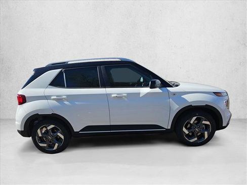New 2026 Hyundai Venue SEL image 5