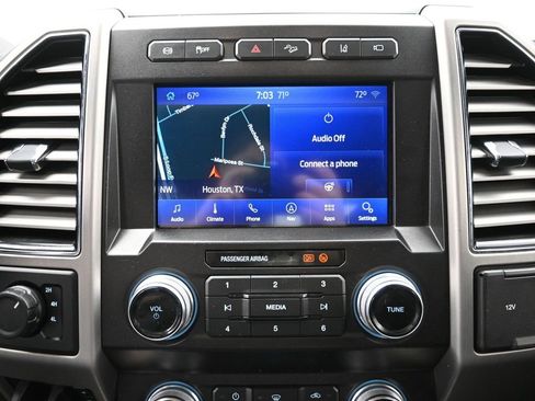 Used 2020 Ford F250 Platinum w/ FX4 Off-Road Package image 4