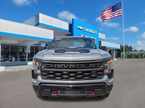 Used 2026 Chevrolet Silverado 1500 Custom Trail Boss w/ LPO, Dark Essentials Package AWD/4WD image 2