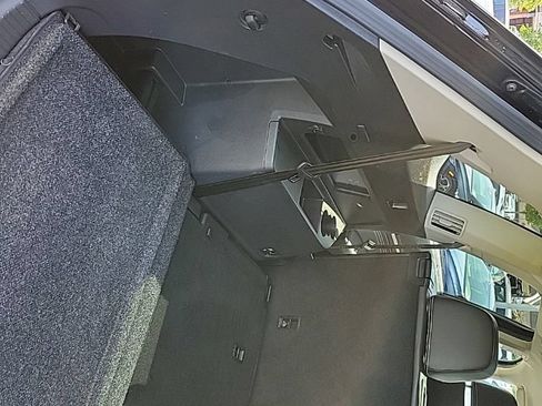 Certified 2023 Volkswagen Atlas SE w/ Panoramic Sunroof Package AWD/4WD image 56