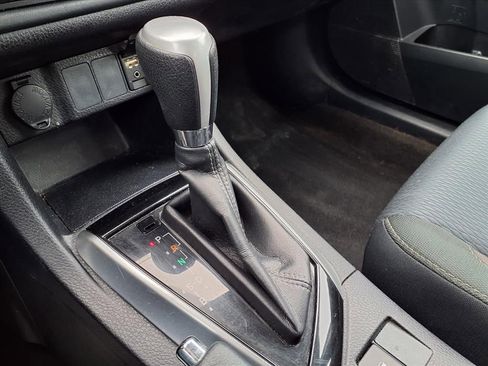 Used 2017 Toyota Corolla L image 24