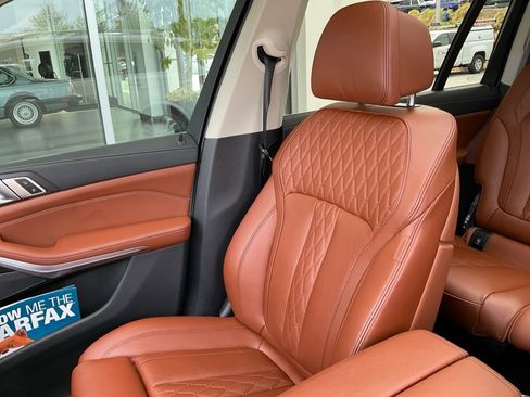 Used 2024 BMW X7 xDrive40i AWD/4WD image 28