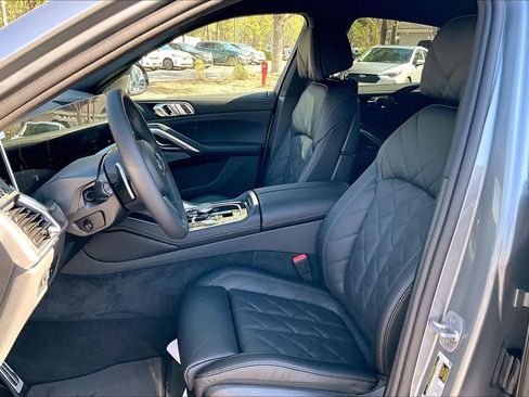 New 2026 BMW X6 xDrive40i image 9