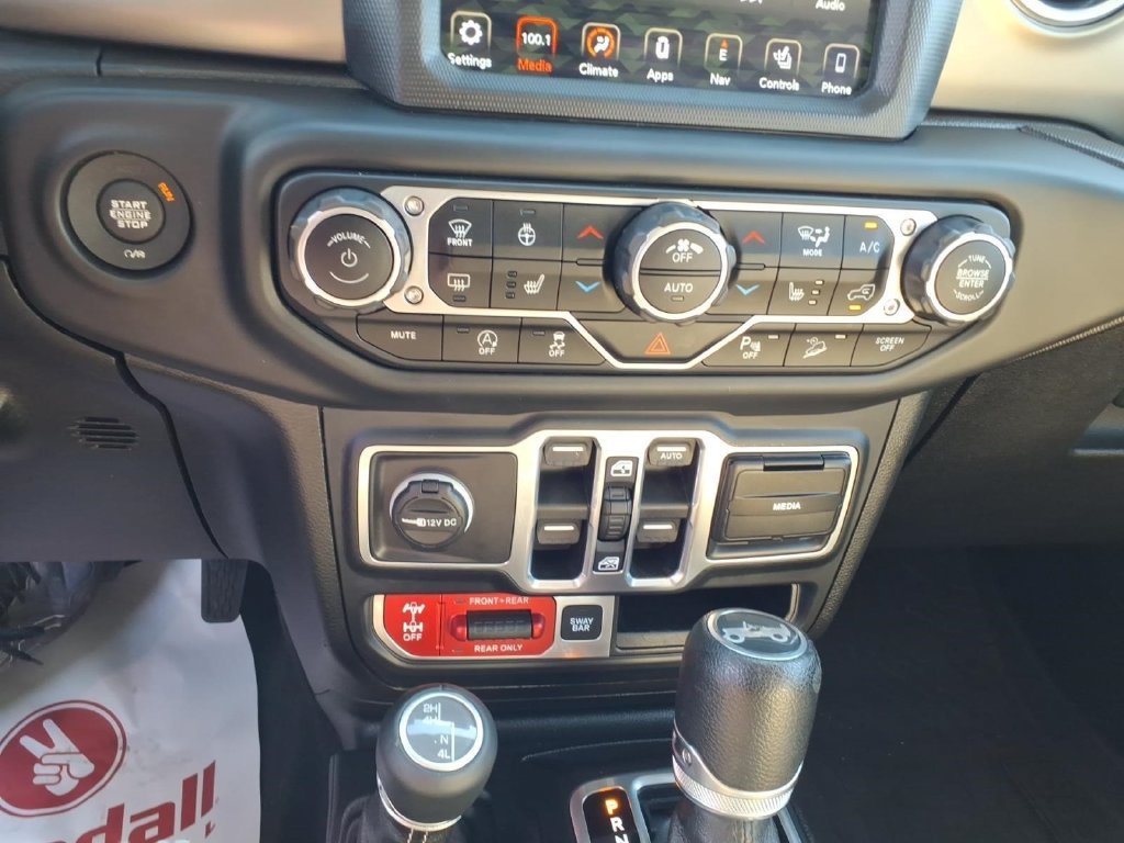 Used 2018 Jeep Wrangler Unlimited Rubicon AWD/4WD image 19