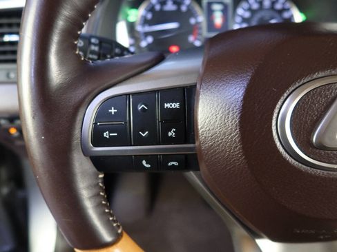 Used 2019 Lexus RX 350L FWD image 36