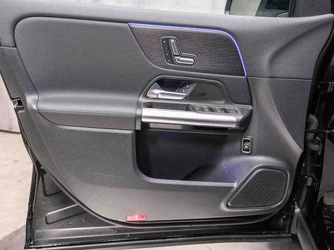 Certified 2025 Mercedes-Benz GLA 250 image 23