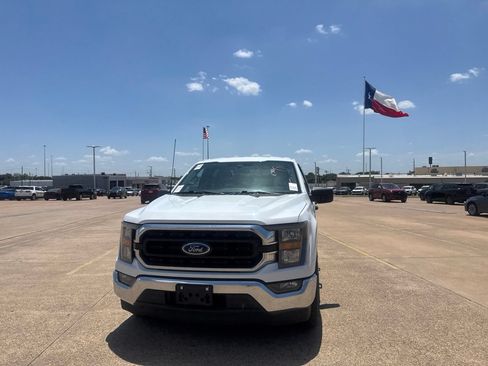 Used 2023 Ford F150 XLT w/ Equipment Group 301A Mid RWD image 6
