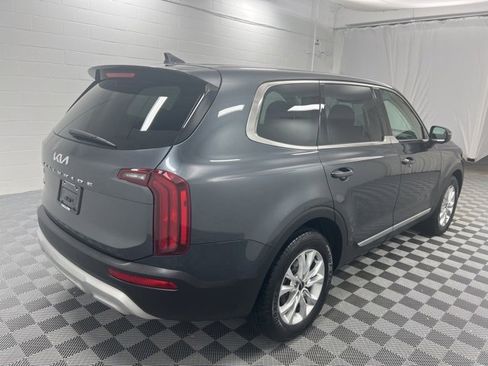 Used 2022 Kia Telluride LX image 5