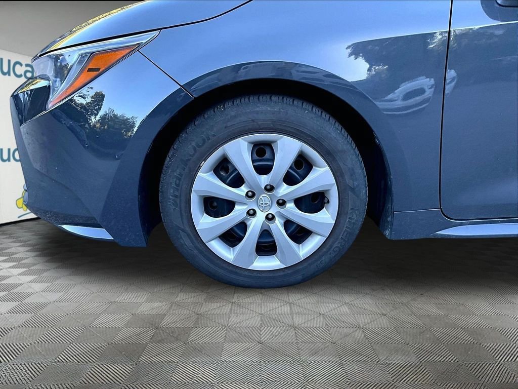 Certified 2023 Toyota Corolla LE FWD image 7