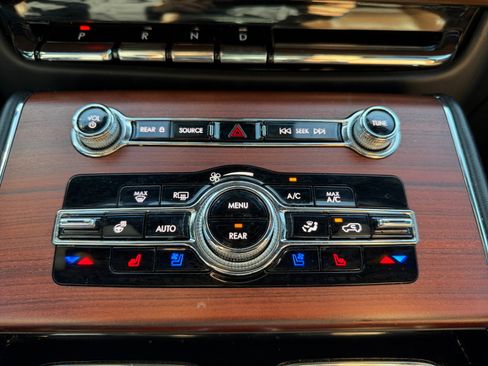 Used 2022 Lincoln Aviator Reserve w/ Elements Package Plus RWD image 14