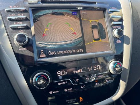 Used 2020 Nissan Murano Platinum w/ Cargo Package image 22