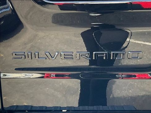New 2026 Chevrolet Silverado 1500 LT Trail Boss w/ LT Trail Boss Premium Package AWD/4WD image 11
