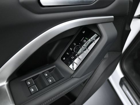 New 2026 Audi Q5 Premium AWD/4WD image 6