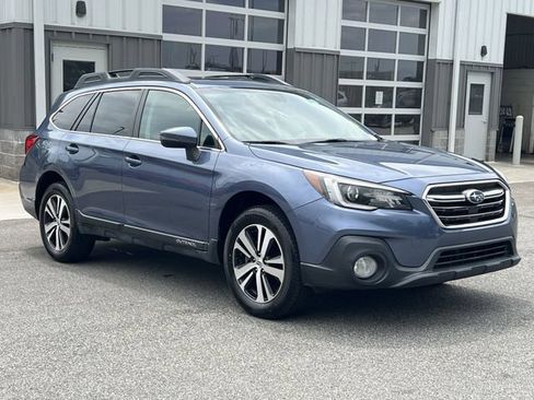 Used 2018 Subaru Outback 2.5i Limited AWD/4WD image 15