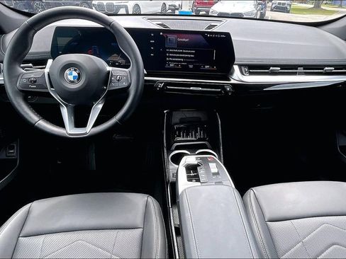 Used 2023 BMW X1 xDrive28i w/ Convenience Package AWD/4WD image 6