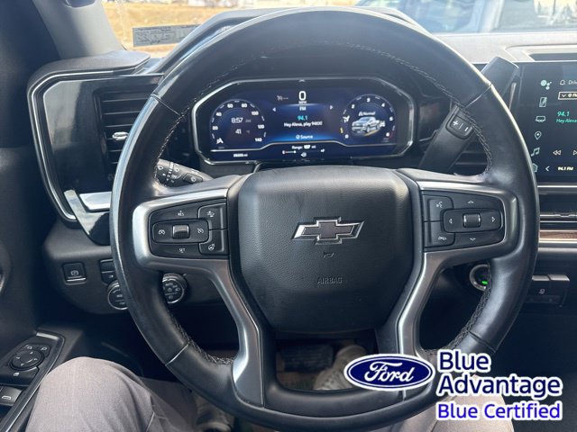Used 2023 Chevrolet Silverado 1500 RST w/ Rally Edition AWD/4WD image 18