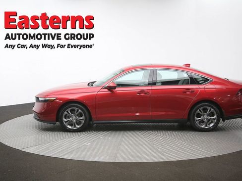 Used 2023 Honda Accord EX image 59