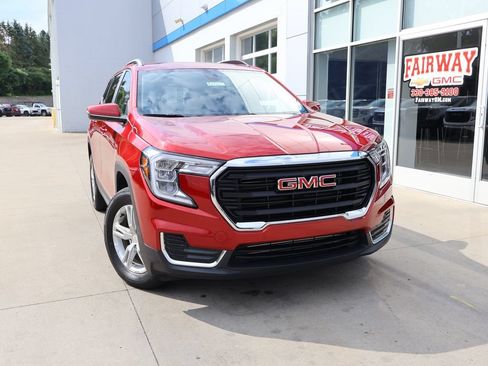 Certified 2023 GMC Terrain SLE w/ Driver Convenience Package AWD/4WD image 34
