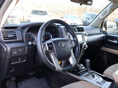 Used 2014 Toyota 4Runner SR5 image 16