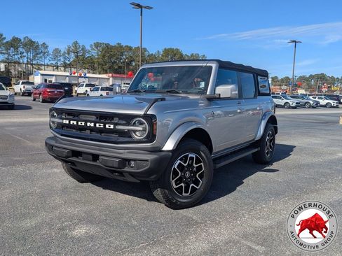 Used 2021 Ford Bronco Outer Banks image 1