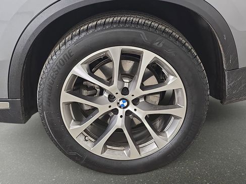 Used 2026 BMW X5 xDrive40i w/ Climate Comfort Package AWD/4WD image 38