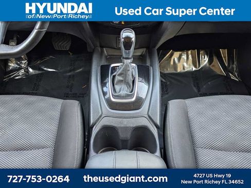Used 2018 Nissan Rogue Sport SV w/ SV All-Weather Package AWD/4WD image 22