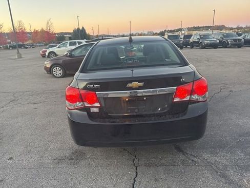Used 2015 Chevrolet Cruze LT image 18