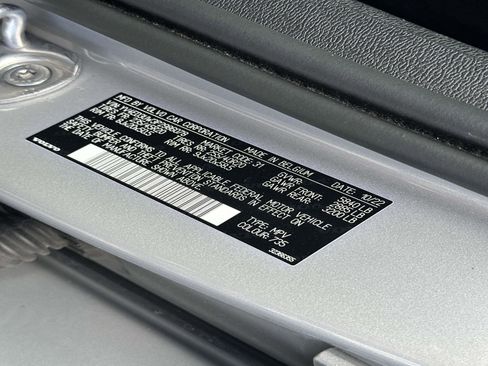 Certified 2023 Volvo XC40 Recharge Plus image 29