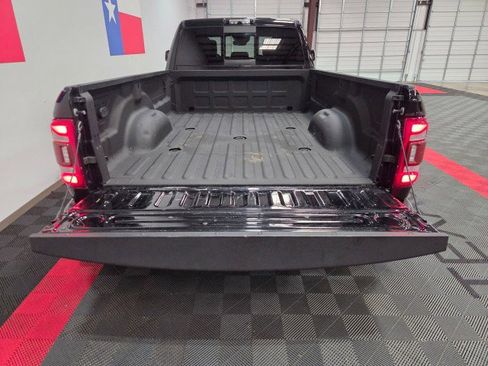 Used 2020 RAM 3500 Limited image 30