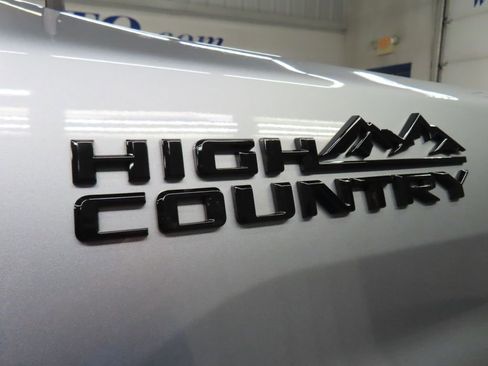 Used 2024 Chevrolet Silverado 2500 High Country AWD/4WD image 61
