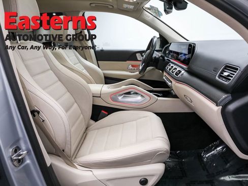 Used 2023 Mercedes-Benz GLS 450 4MATIC w/ AMG Line Exterior image 28