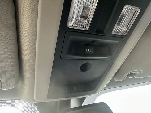 Used 2018 RAM 2500 Laramie w/ Protection Group image 33