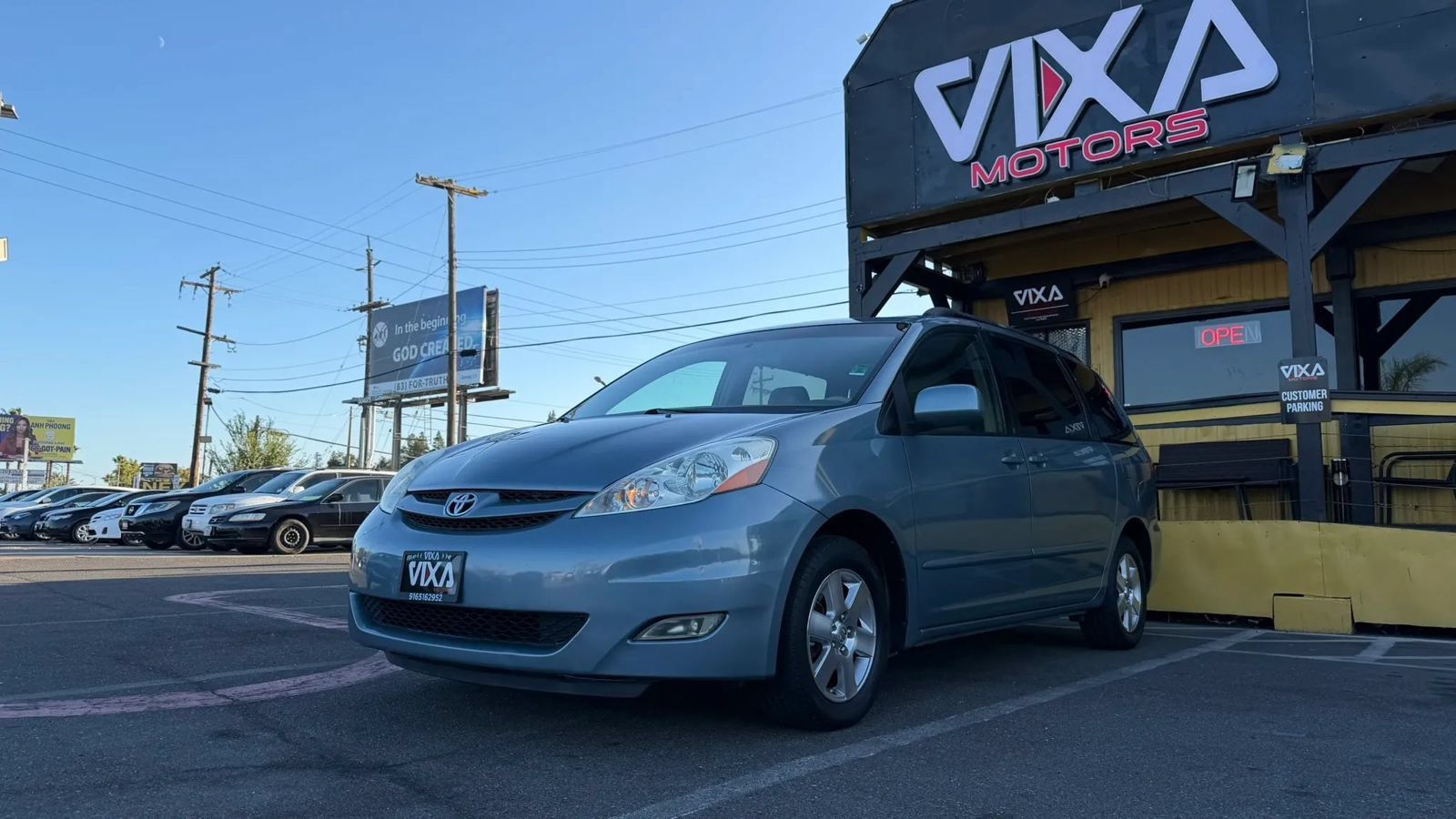 Used 2008 Toyota Sienna XLE w/ Towing Prep Pkg FWD image 1