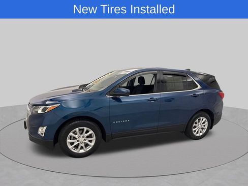 Used 2020 Chevrolet Equinox LT FWD image 2
