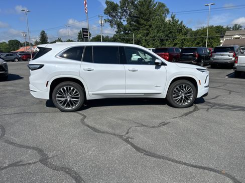 New 2026 Buick Enclave Avenir w/ Super Cruise Package AWD/4WD image 15