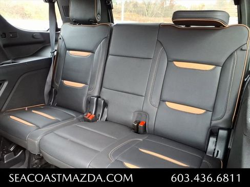 Used 2024 GMC Yukon AT4 w/ Technology Package image 11