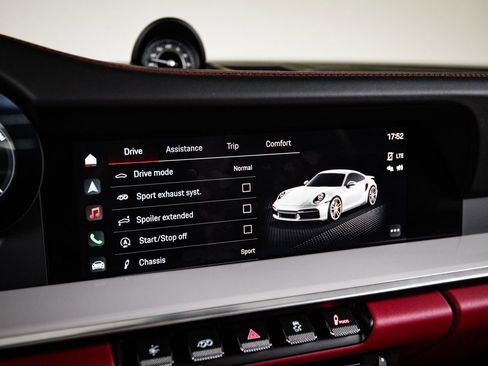 Certified 2022 Porsche 911 Turbo S AWD/4WD image 18