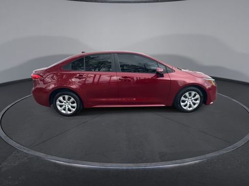 Used 2024 Toyota Corolla LE image 18