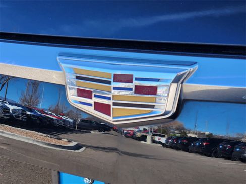 Used 2017 Cadillac Escalade ESV Luxury image 11