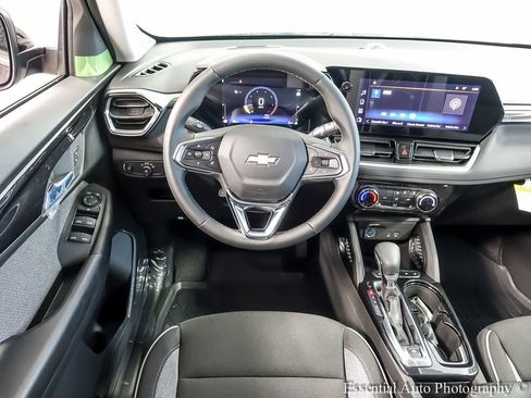 New 2026 Chevrolet TrailBlazer LT w/ LT Cold Weather Package image 11