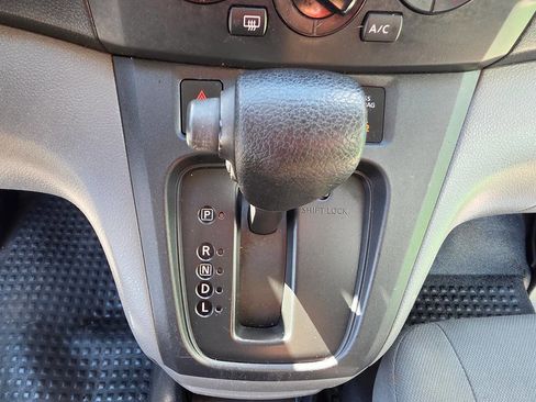 Used 2017 Nissan NV200 SV w/ Technology Package FWD image 39