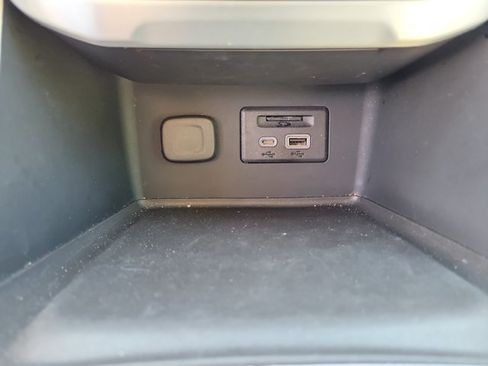 Used 2021 GMC Acadia SLT FWD image 33