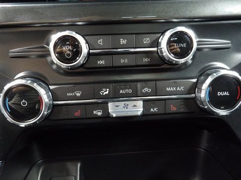 Used 2022 Ford F150 XLT w/ Equipment Group 302A High image 50